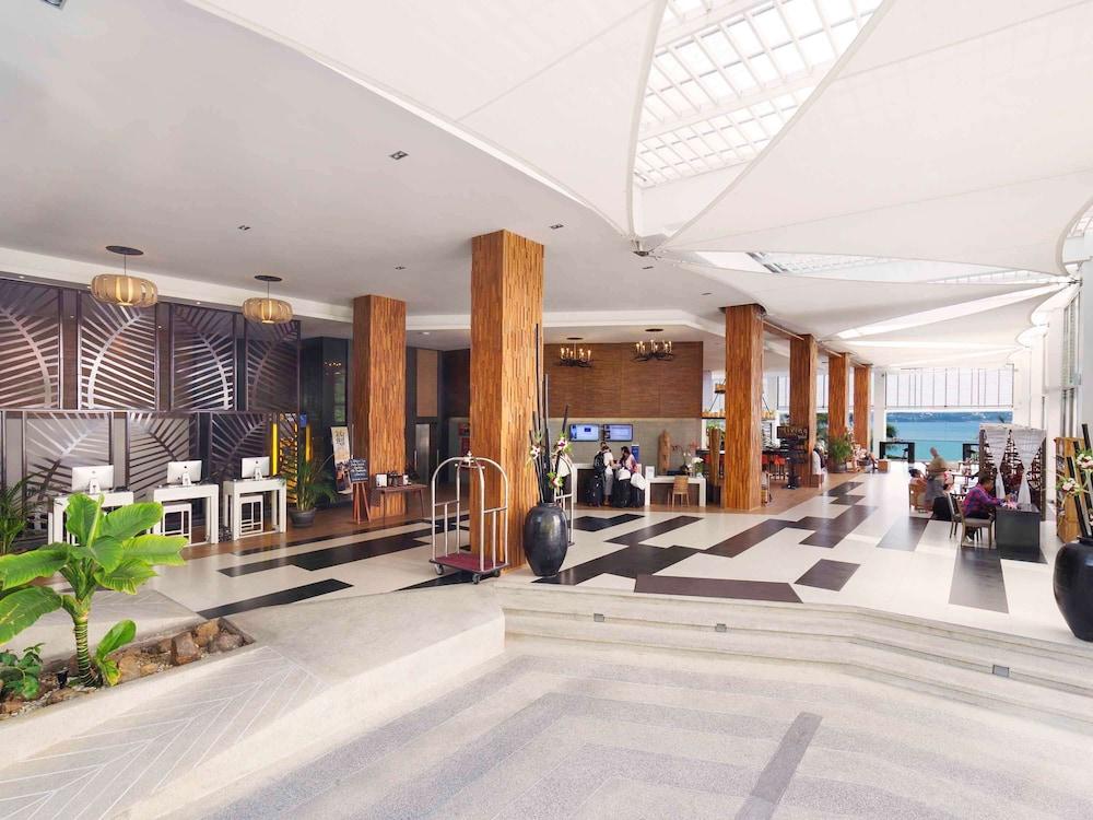 lobby