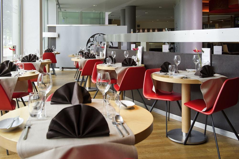 restaurant-cafeteria
