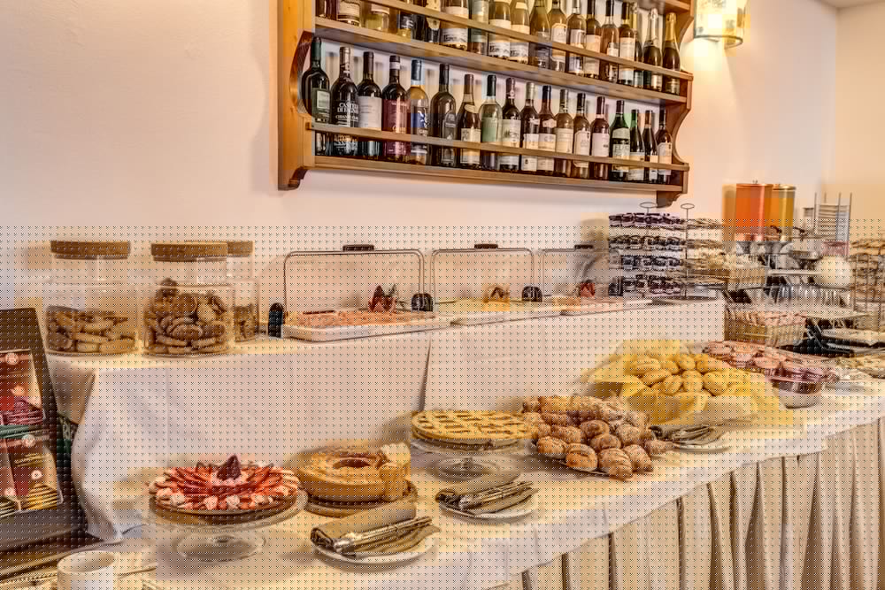 restaurant-cafeteria