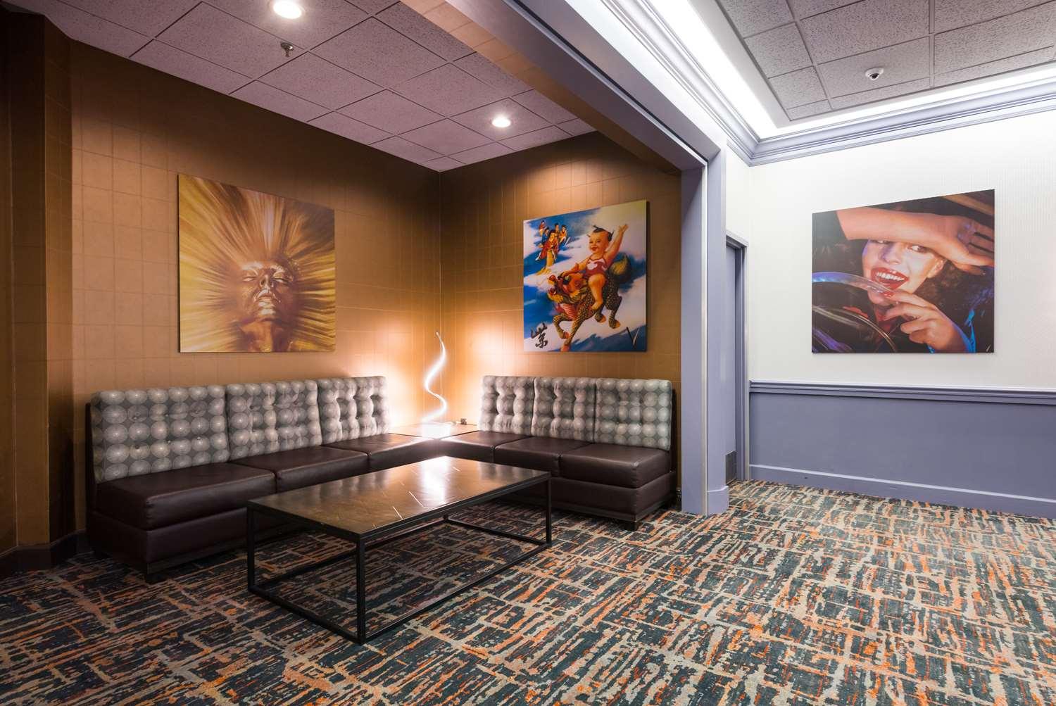 lounge