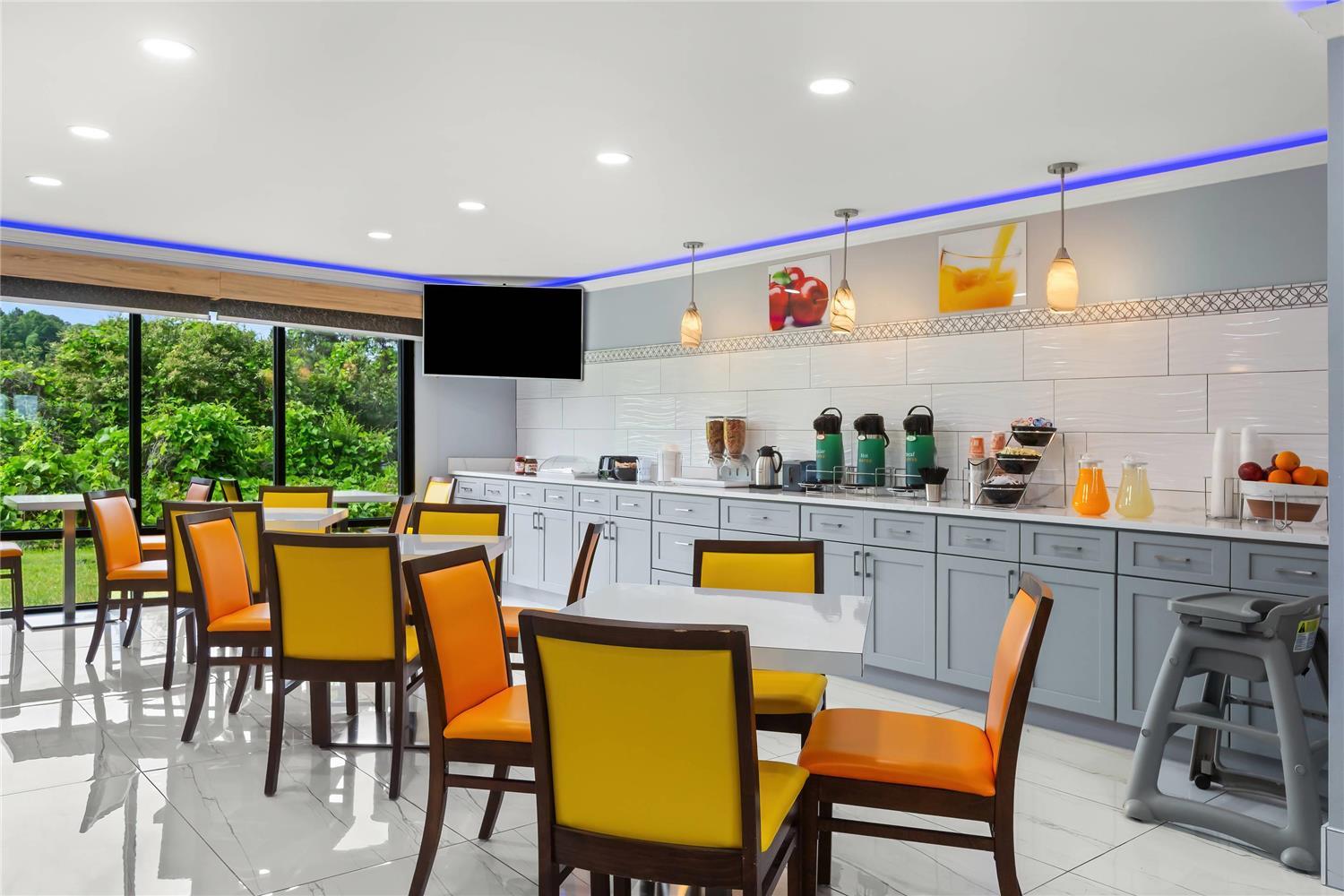 restaurant cafeteria