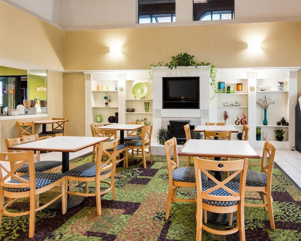 restaurant-cafeteria