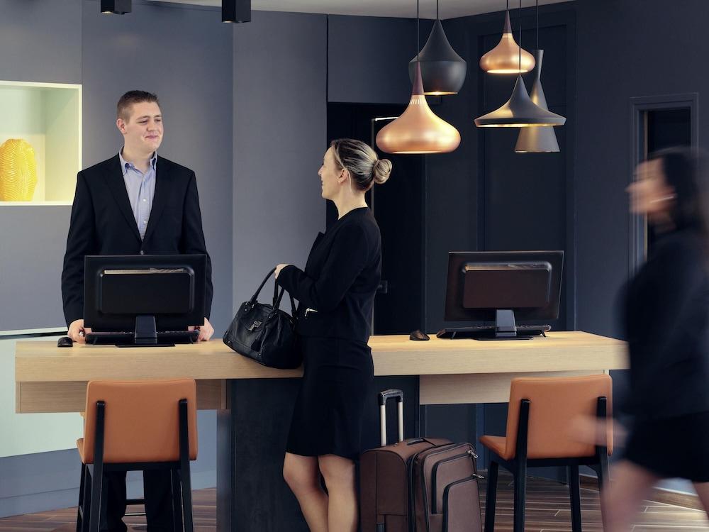 lobby