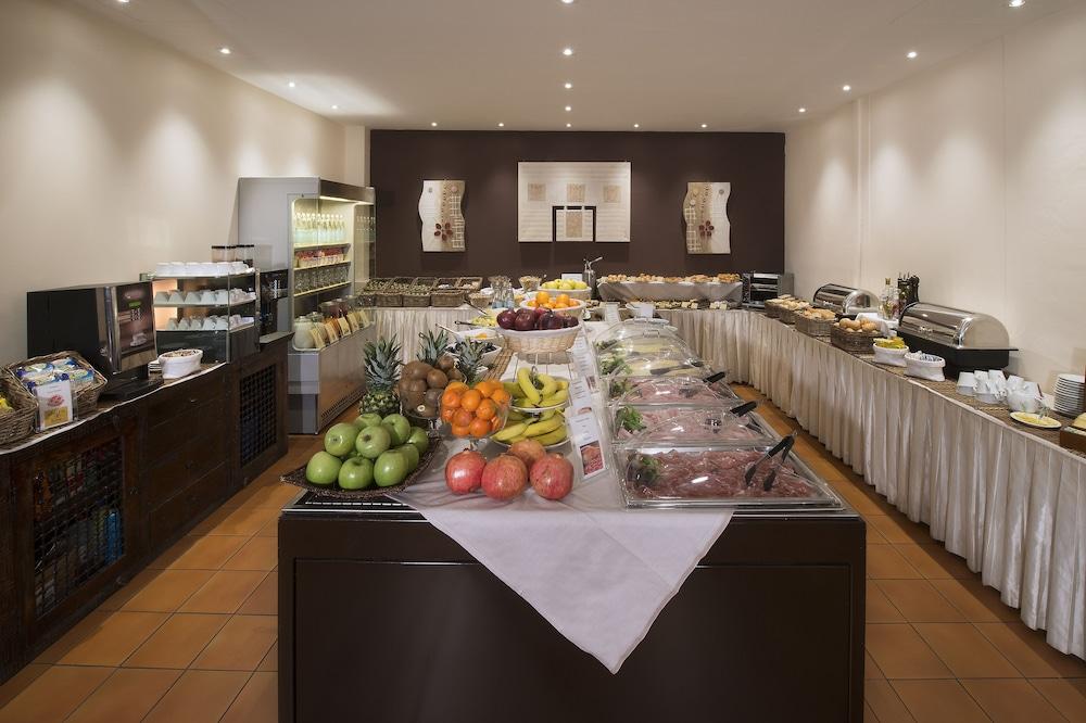 restaurant-cafeteria