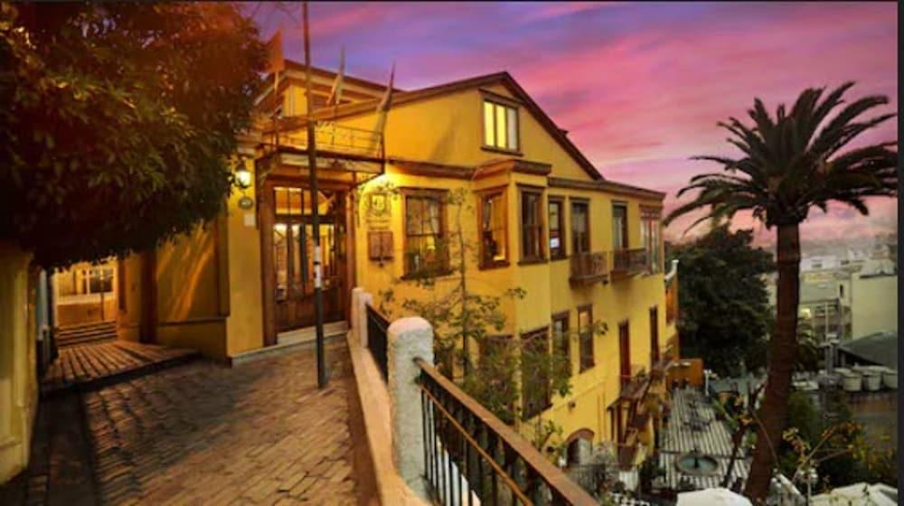 hotel