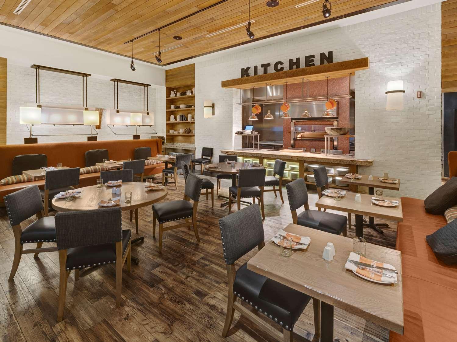 restaurant cafeteria