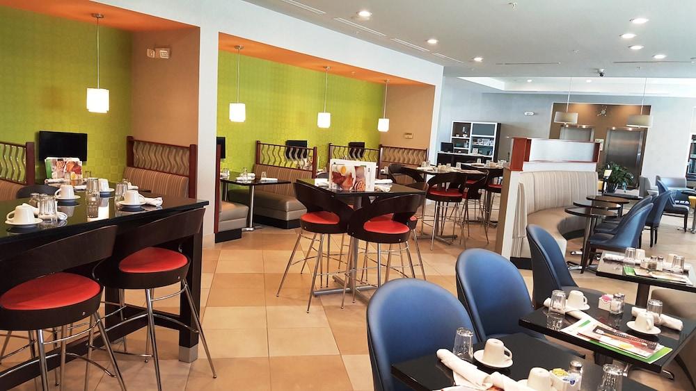 restaurant-cafeteria