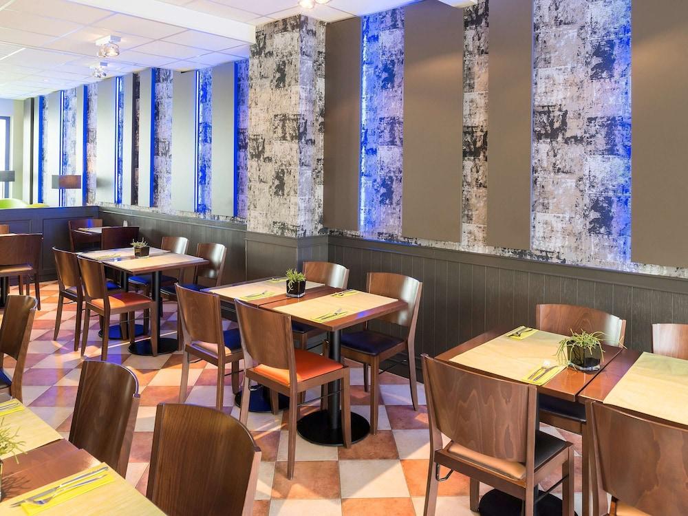 restaurant-cafeteria