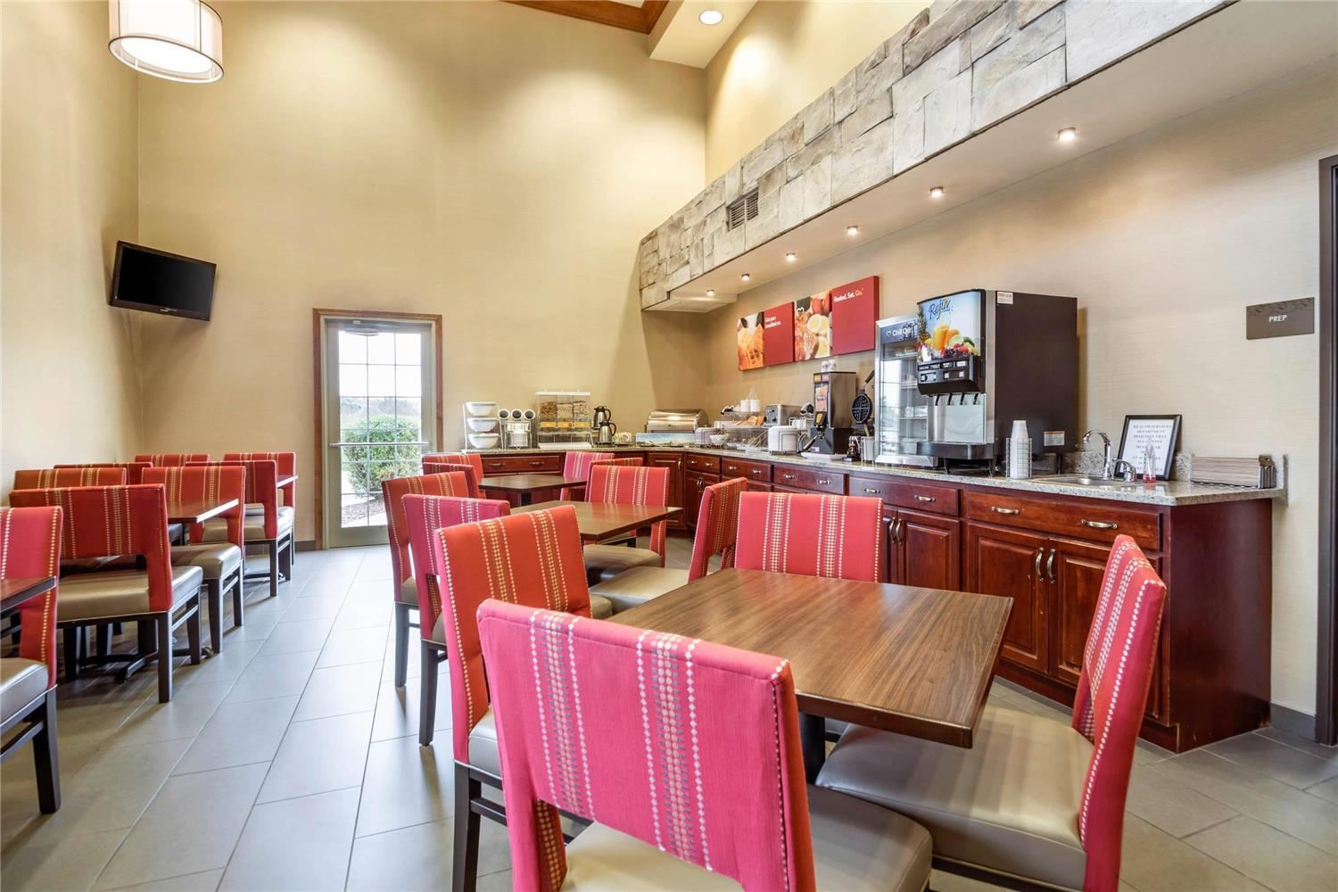 restaurant cafeteria