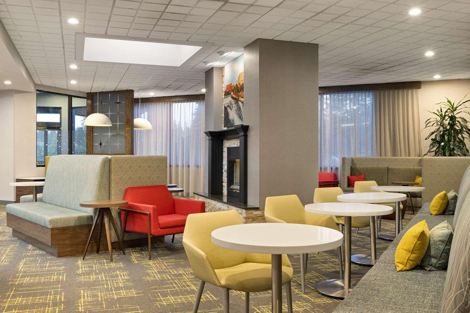 restaurant cafeteria