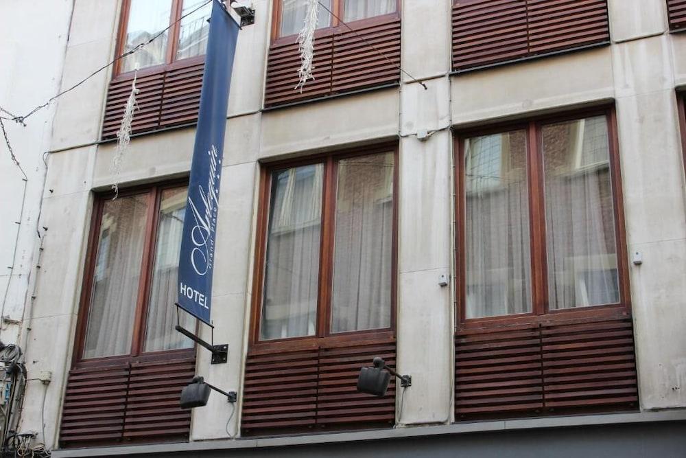 hotel
