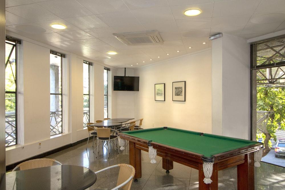 swimming pool spa