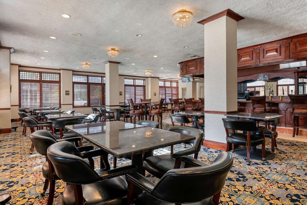 restaurant-cafeteria