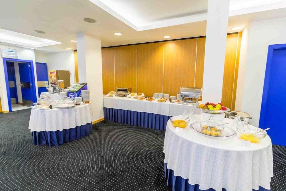 restaurant-cafeteria
