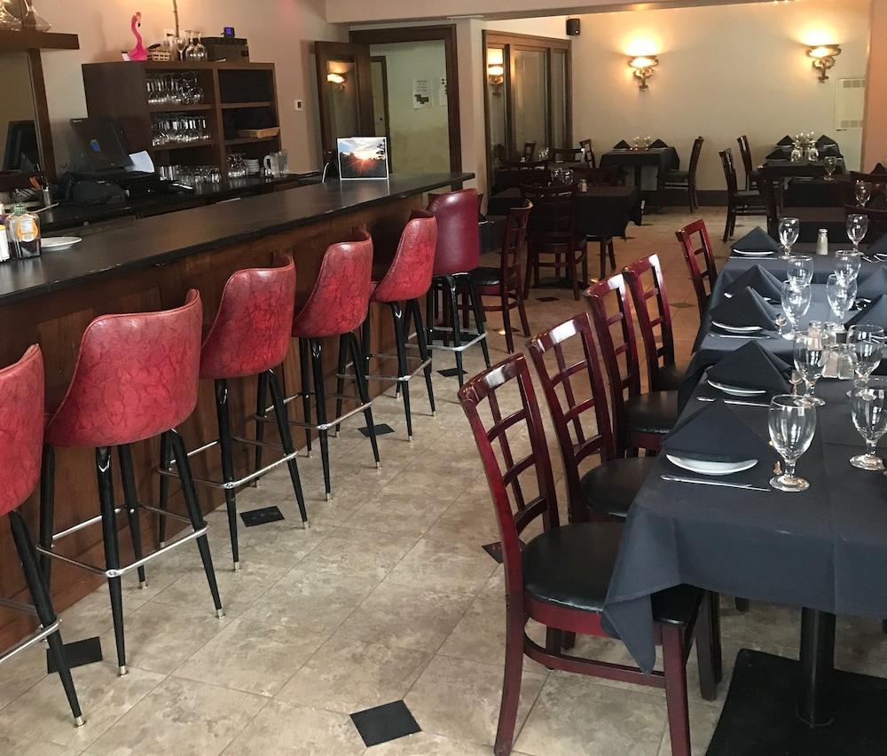 restaurant-cafeteria