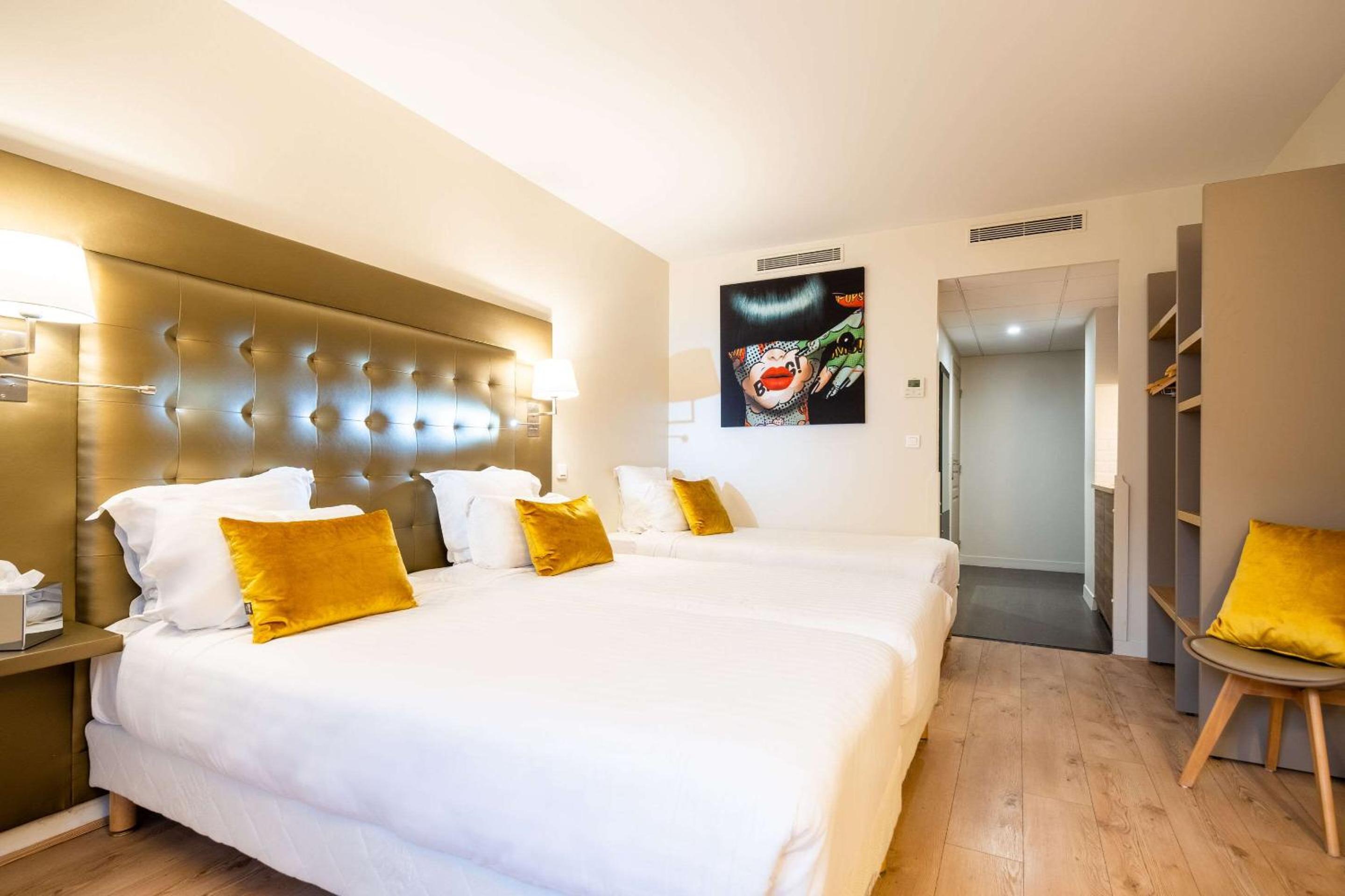 rooms
