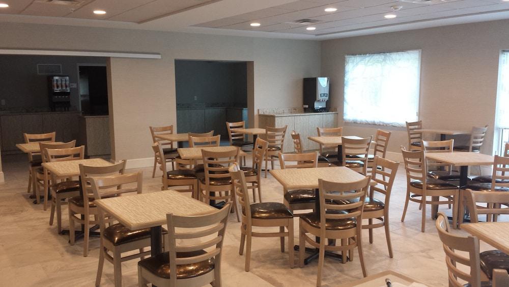 restaurant-cafeteria