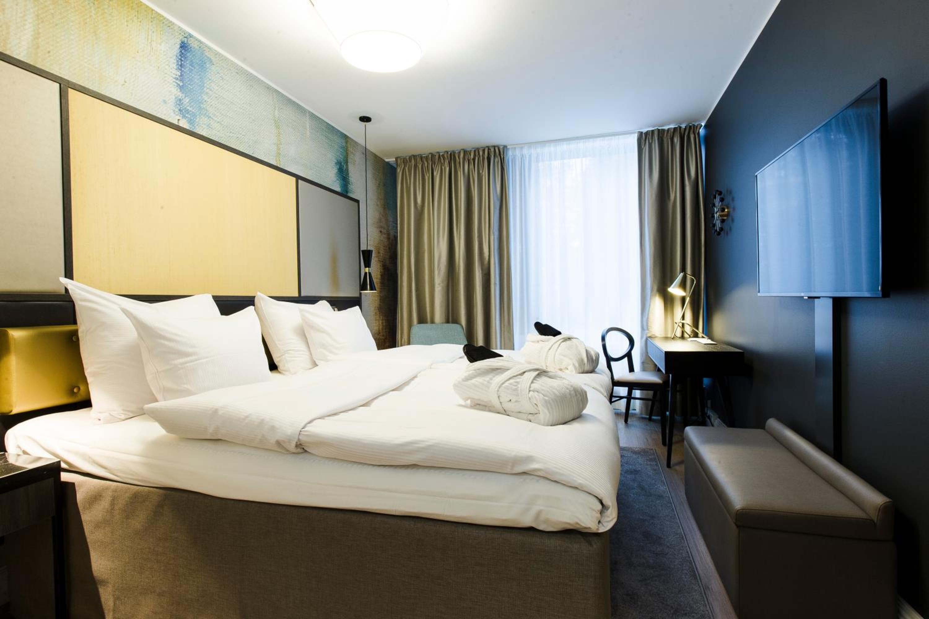 rooms