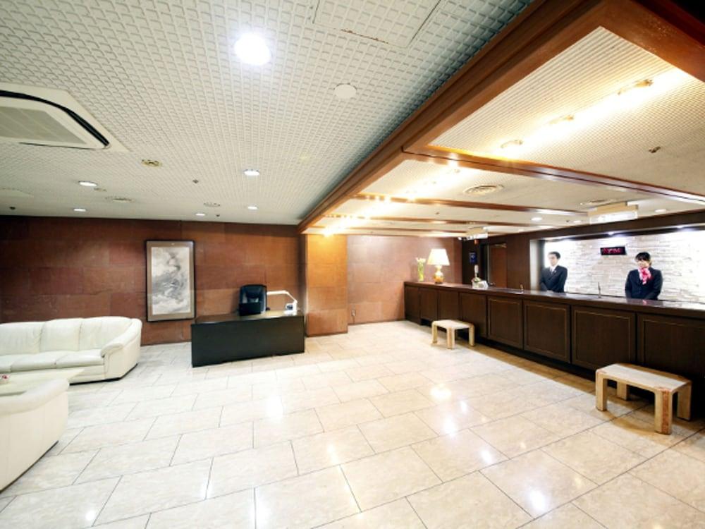 lobby