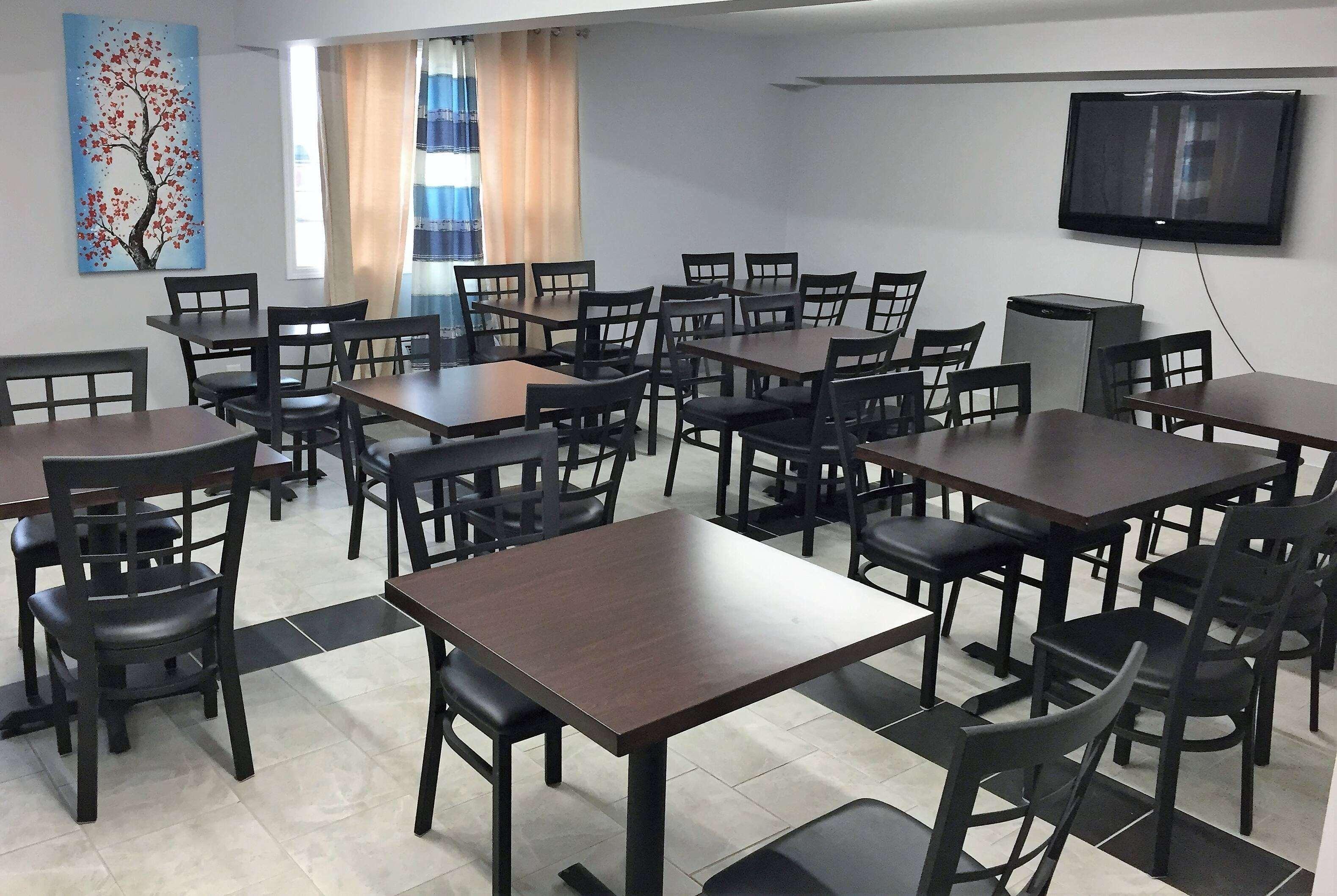 restaurant cafeteria