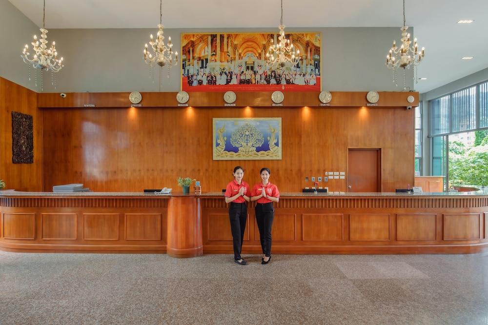 lobby