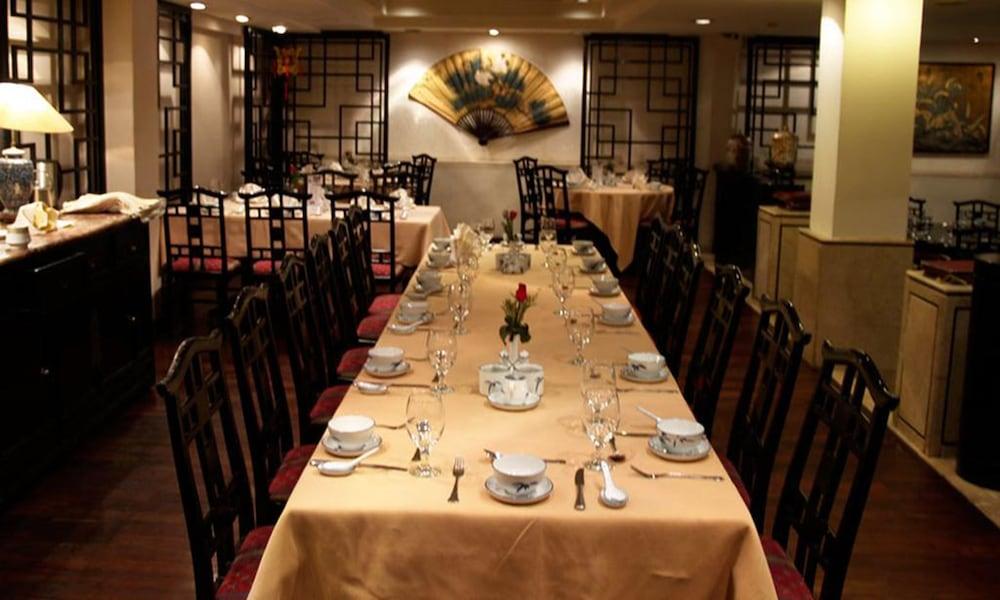 restaurant cafeteria