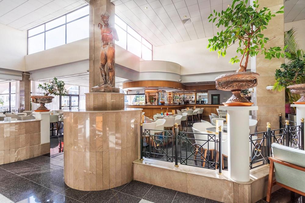 lobby