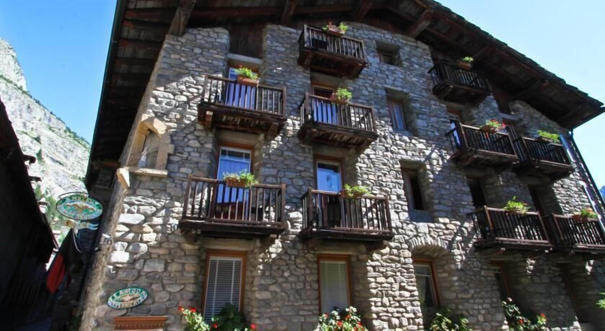 hotel