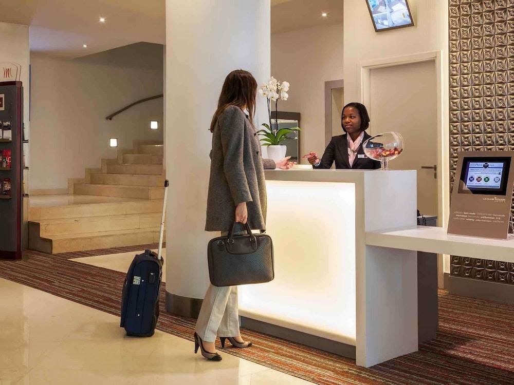 lobby
