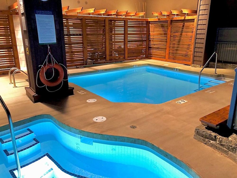 swimming pool spa