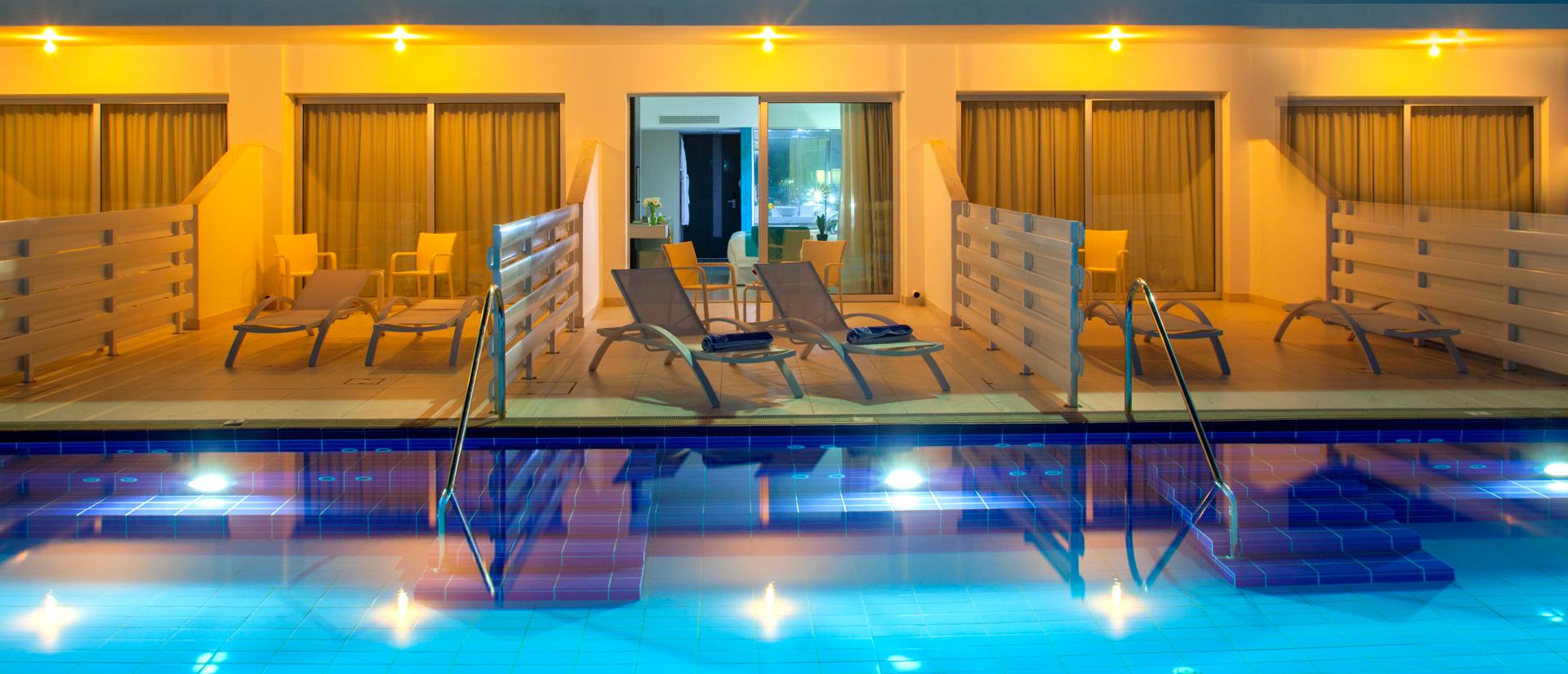 swimming pool spa
