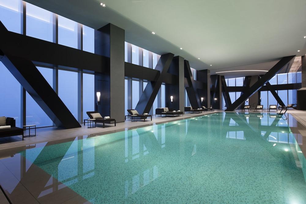 swimming pool spa