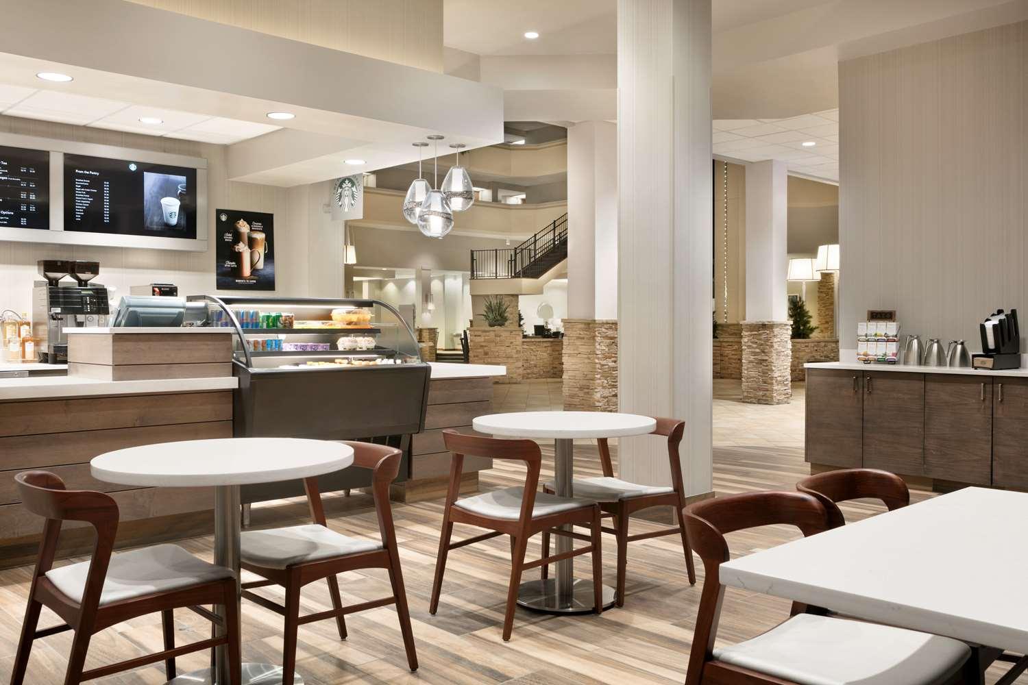 restaurant cafeteria