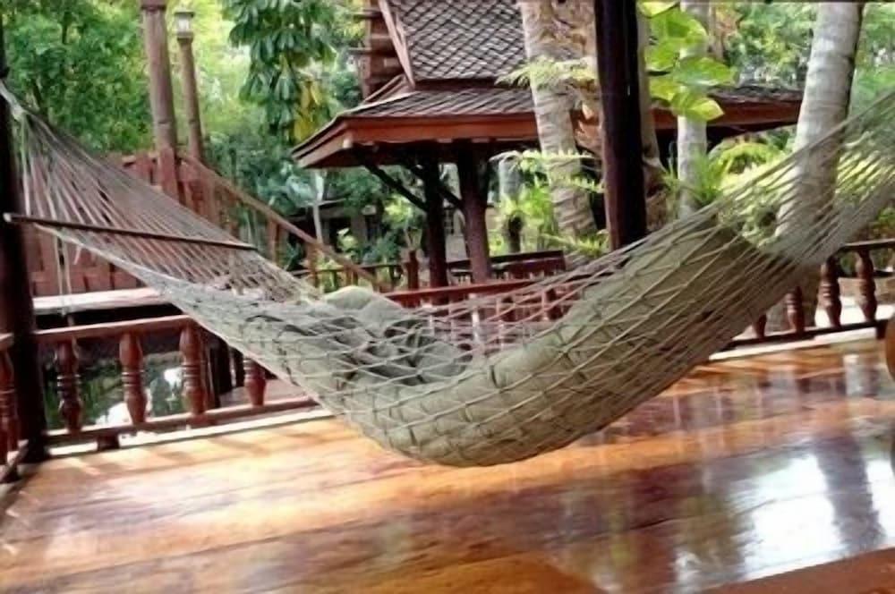 surroundings