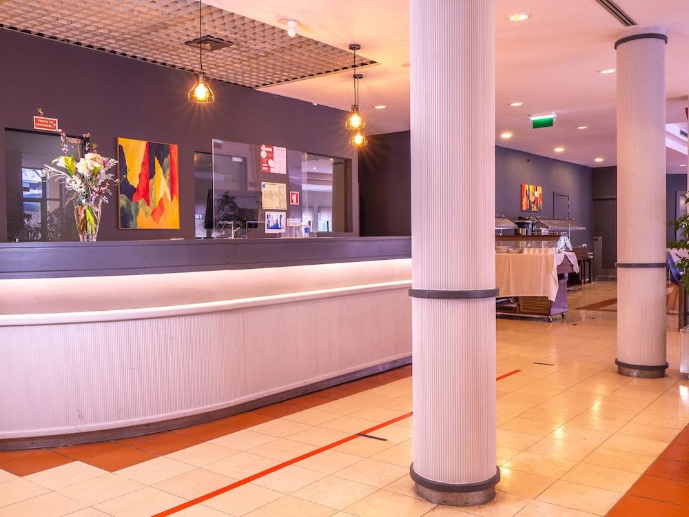 lobby