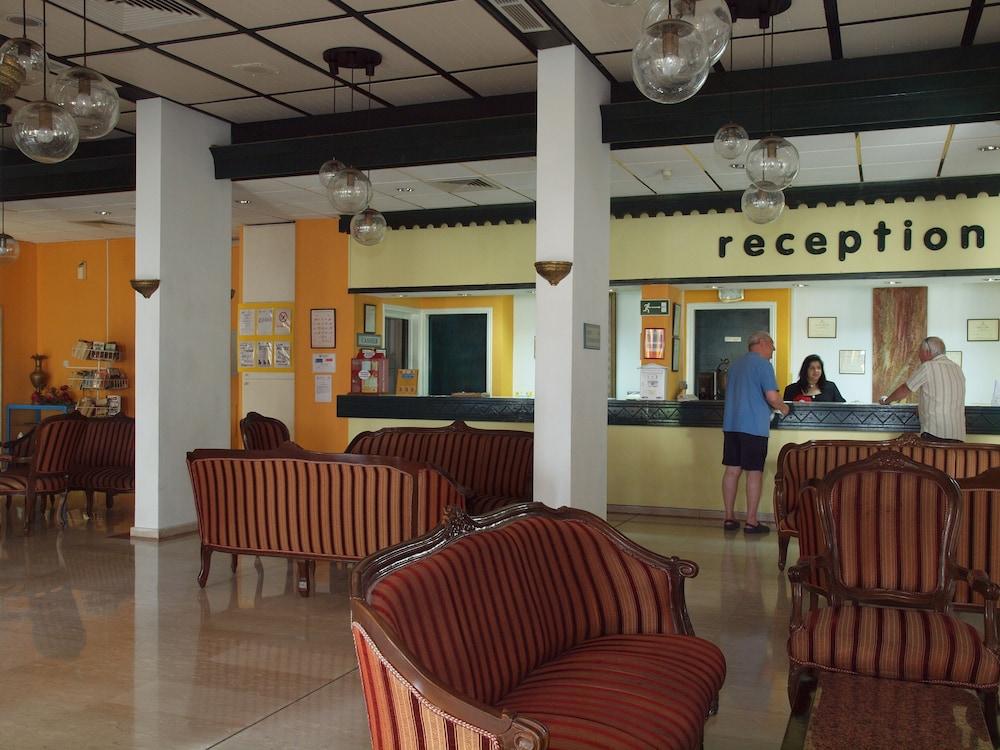 lobby