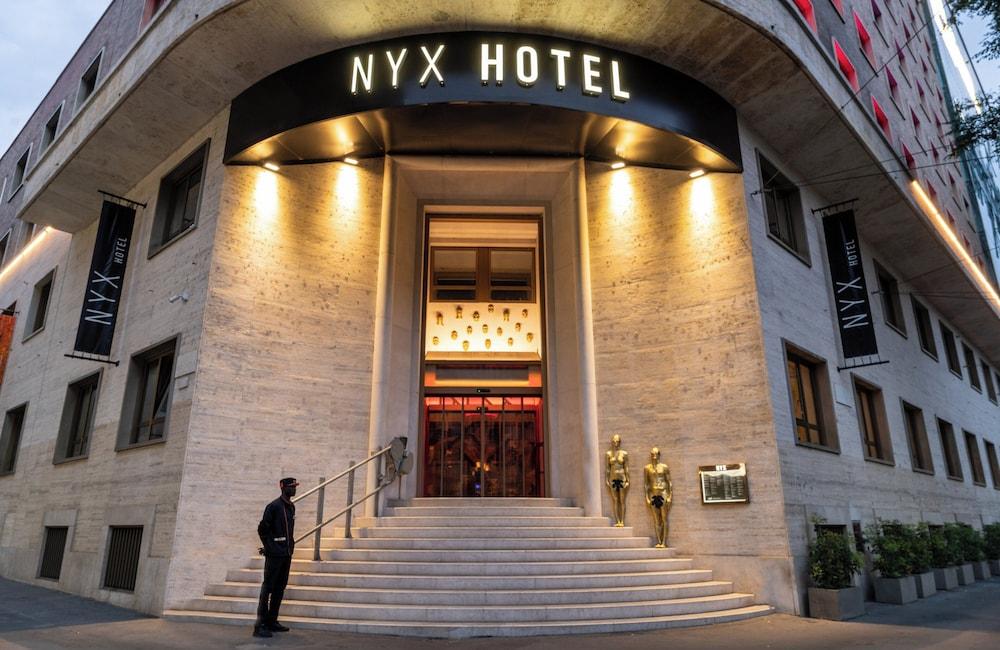 hotel