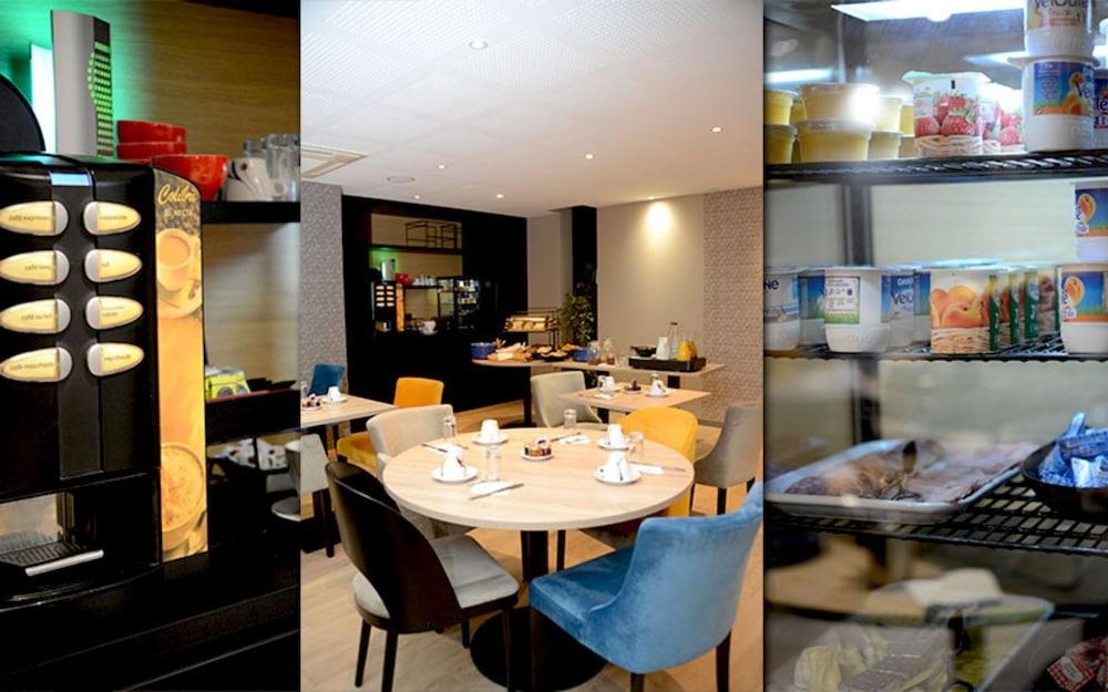 restaurant cafeteria