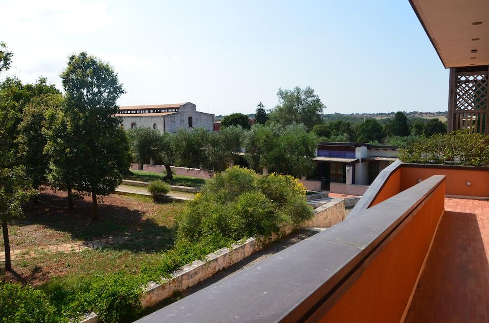 surroundings