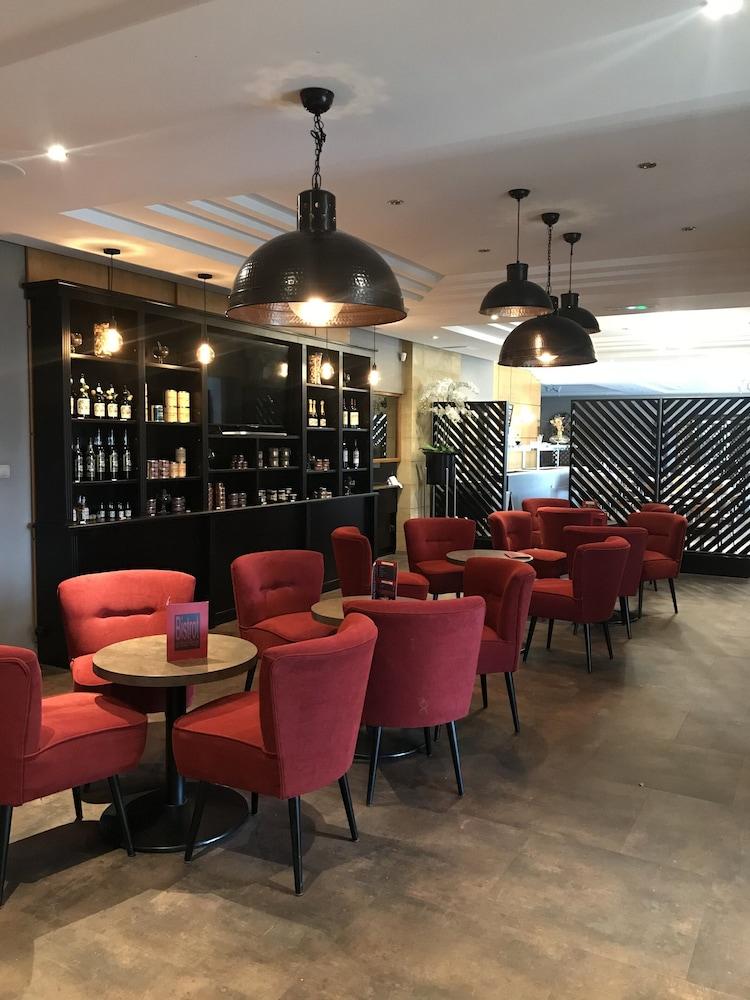 restaurant-cafeteria