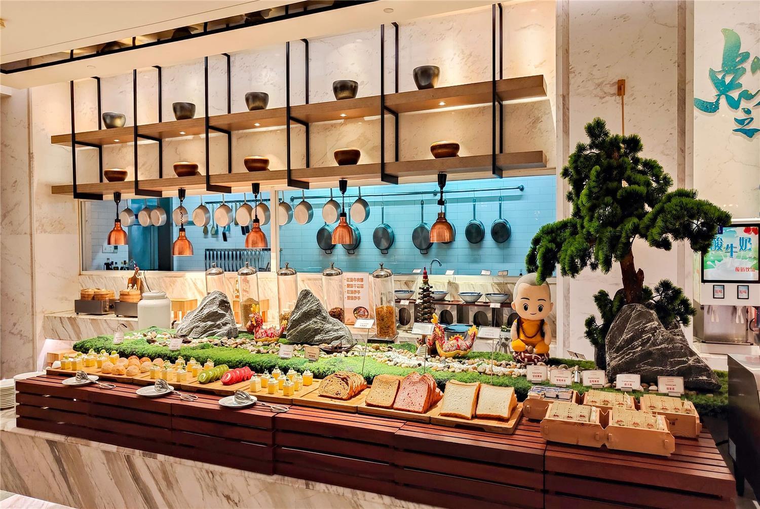 restaurant cafeteria