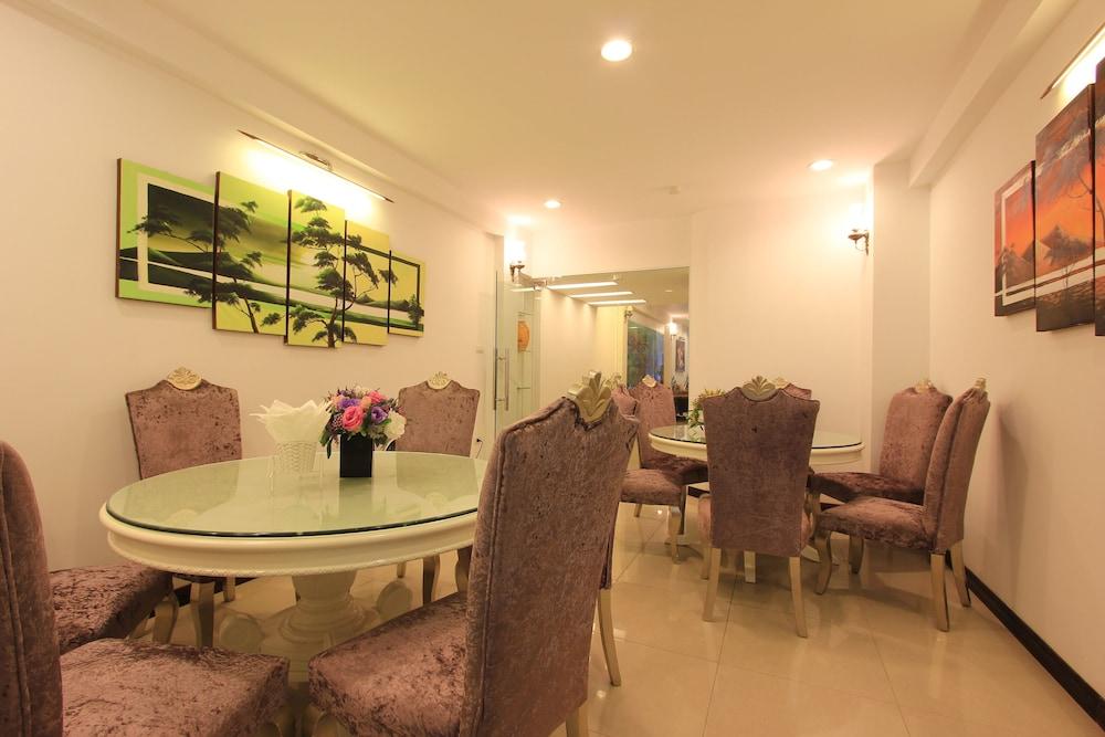 restaurant-cafeteria