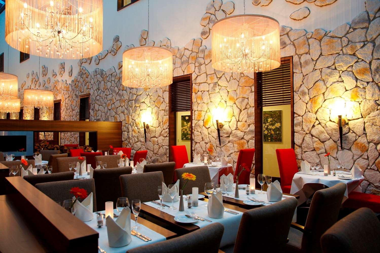 restaurant cafeteria