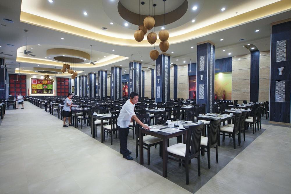 restaurant-cafeteria