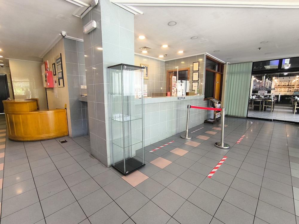 lobby