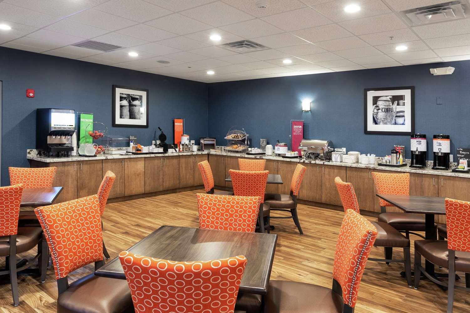 restaurant cafeteria
