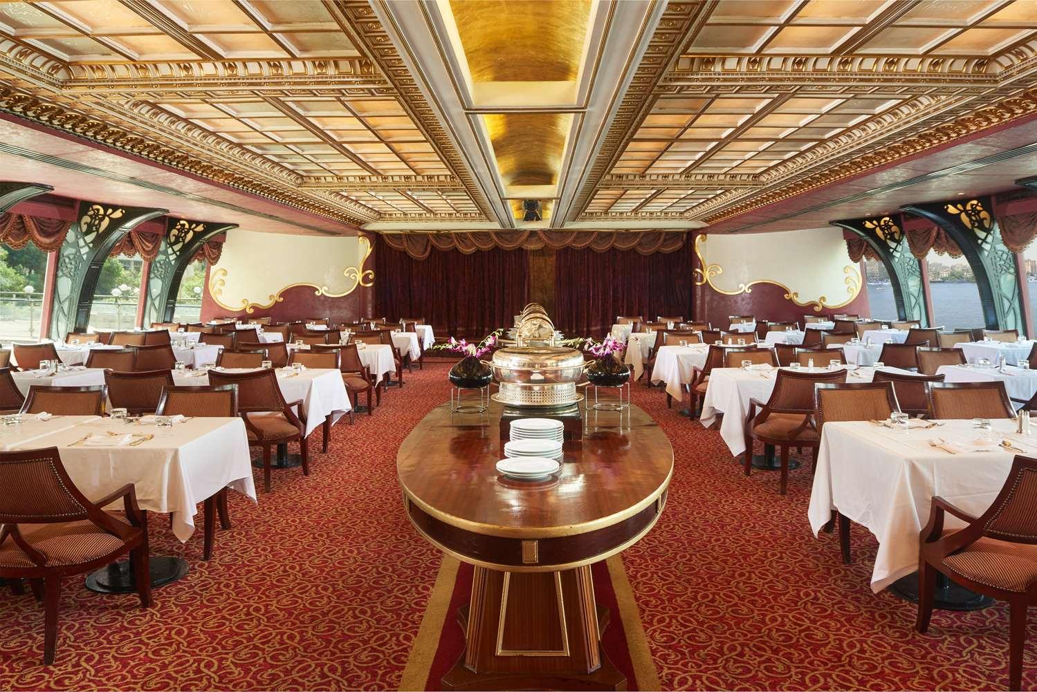 restaurant cafeteria
