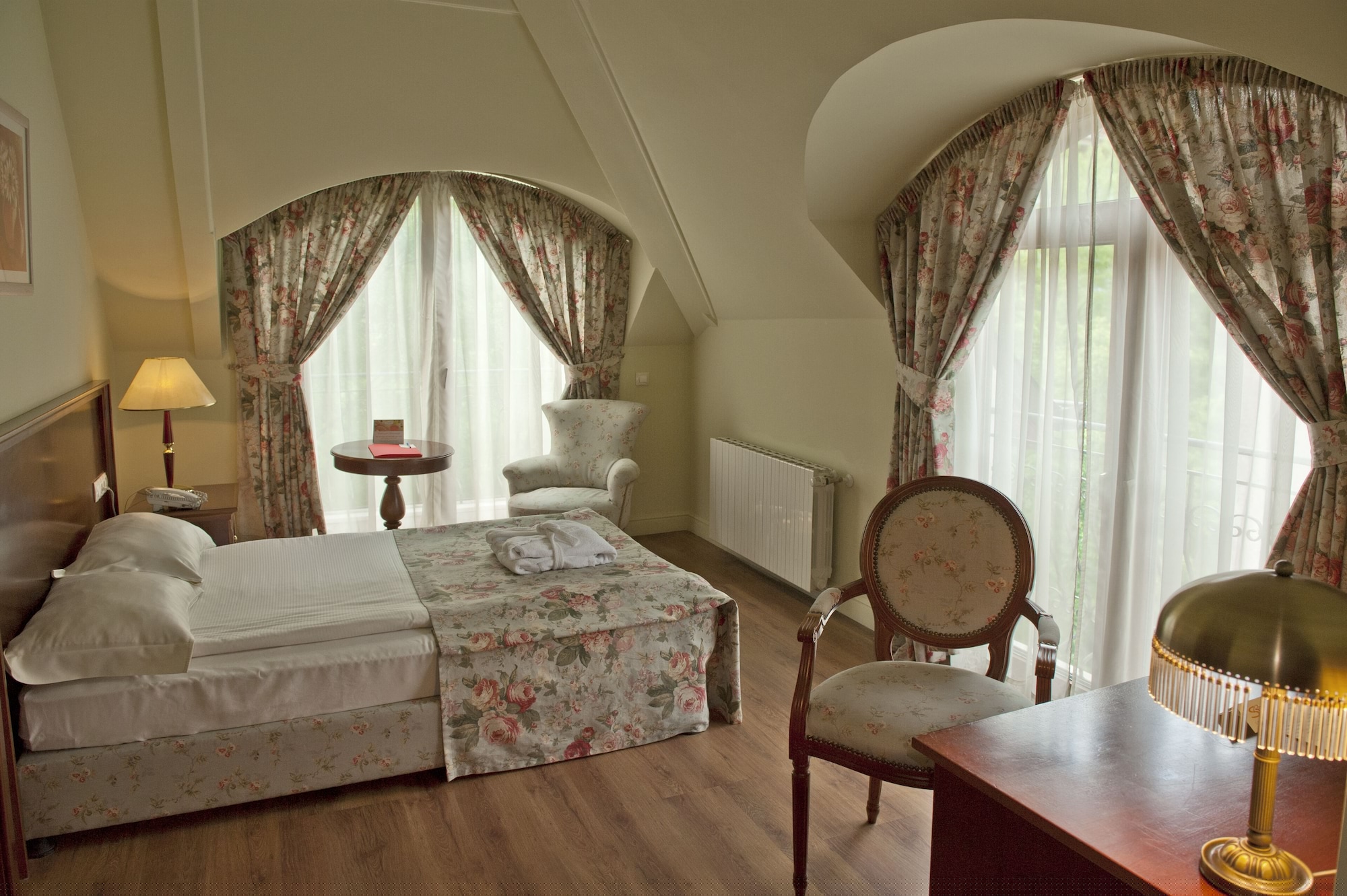 rooms
