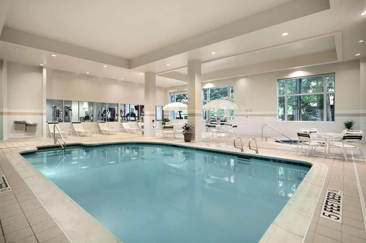 swimming pool spa