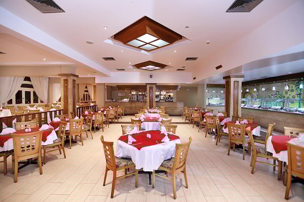 restaurant cafeteria